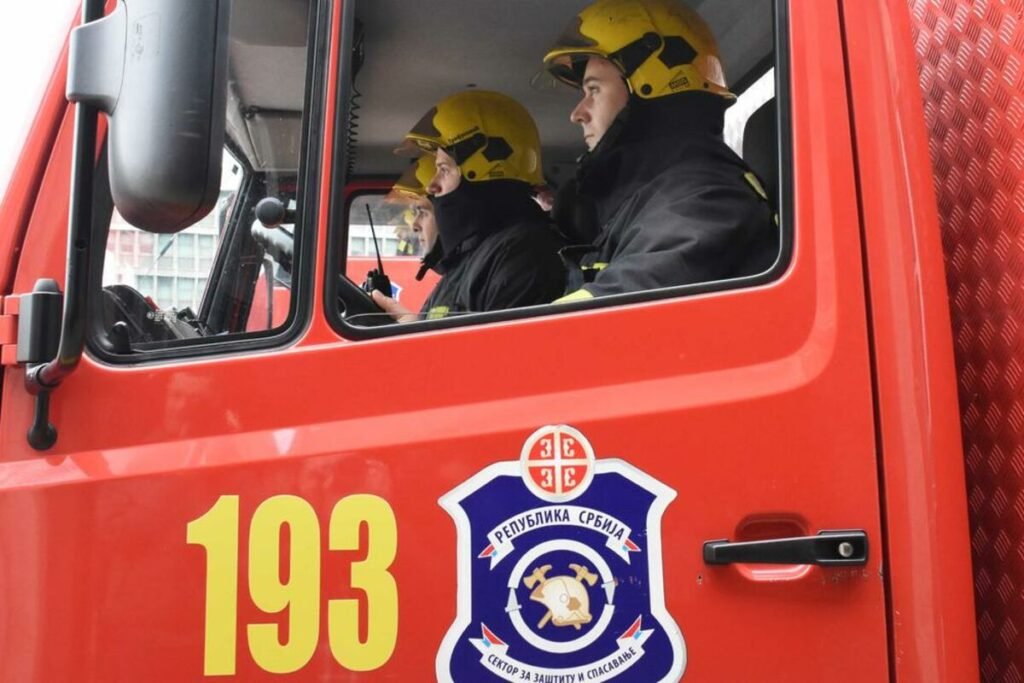 MUP izdao važno upozorenje građanima Srbije: Ovo su zvanična uputstva za postupanje po vrućinama (FOTO)