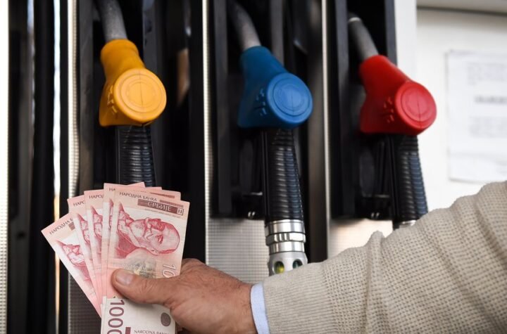 Pojeftinilo gorivo - Objavljene nove cene benzina i dizela koje će važiti u narednih sedam dana