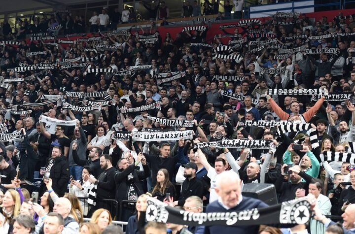 NAVIJAČI SE OGLASILI POSLE PROMENA U FK PARTIZAN! Evo da li se Grobari vraćaju u Humsku!