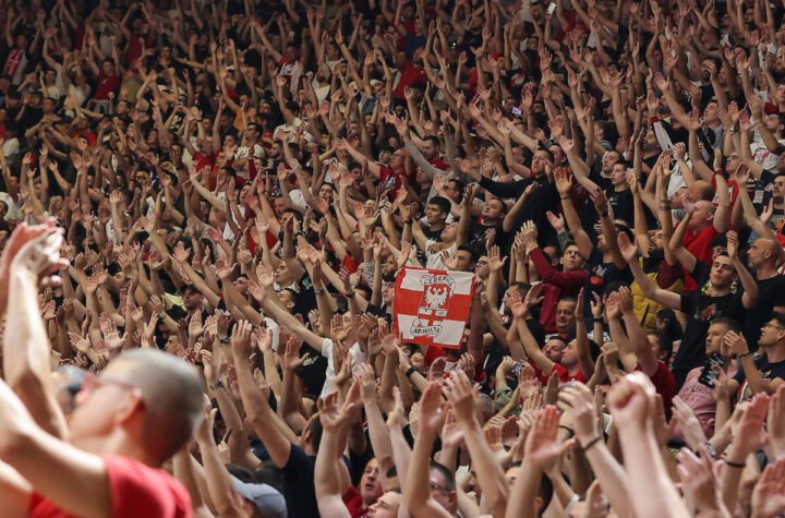 Zvezda objavila da je rasprodala Arenu, Barselona se javila u komentarima moćnom porukom (Foto)