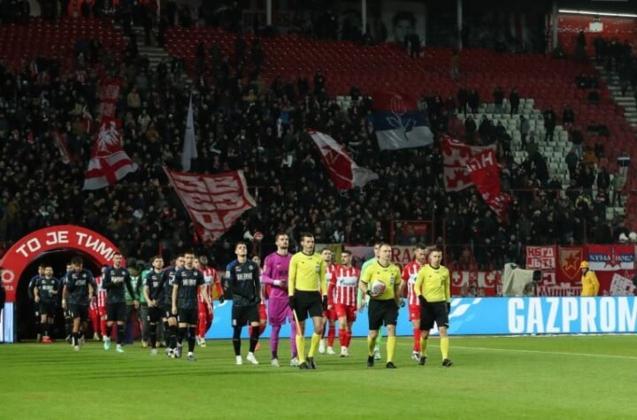 DEDA MRAZ SKRENUO SA STAZE DA GLEDA ZVEZDU: Nova godina stigla ranije na Marakanu (FOTO)