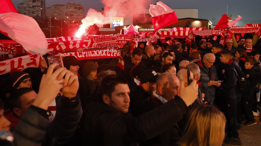 DELIJE STIGLE U MILANO UPRKOS ZABRANI: Navijači Crvene zvezde će pokušati da uđu na San Siro