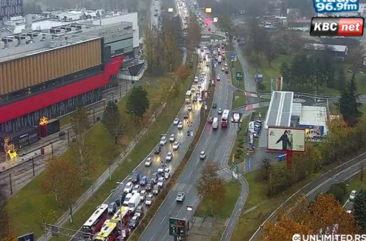 NA AUTO-PUTU KOLONE, KOLAPS NA GAZELI I PANČEVCU! Samo OVE deonice od jutros prohodne - Beograđani, naoružajte se strpljenjem! (FOTO)