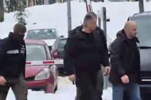 NASTAVIĆU DA SE BORIM ZA REPUBLIKU SRPSKU! Nenad Nešić stigao u policijsku stanicu