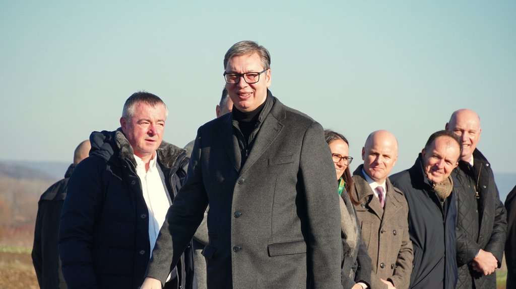 NIKO U SRBIJI NE MOŽE DA DOĐE NA VLAST BEZ IZBORA! Vučić: Priča o prelaznoj vladi je šuplja priča