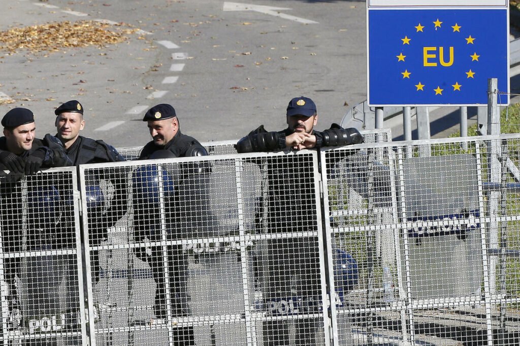 Ove stvari nipošto ne nosite preko hrvatske granice! Objavljen detaljan spisak, pola toga je kažnjivo