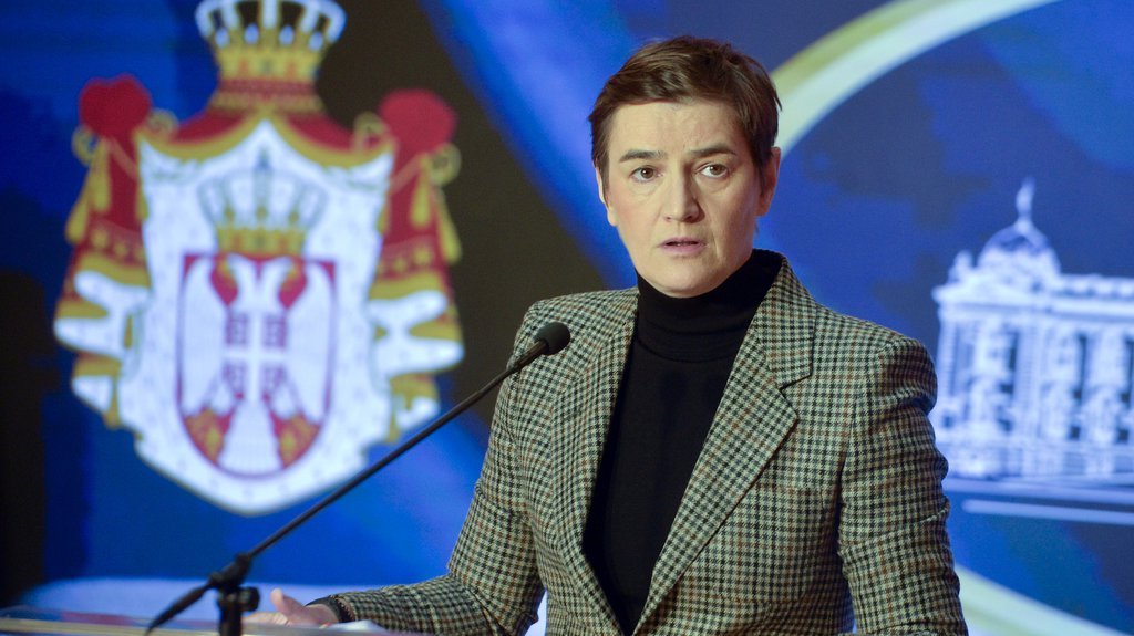 'BOGOVI MANIPULACIJE' Brnabić:  Pridružuju se generalnom štrajku tako što će da rade  (FOTO)