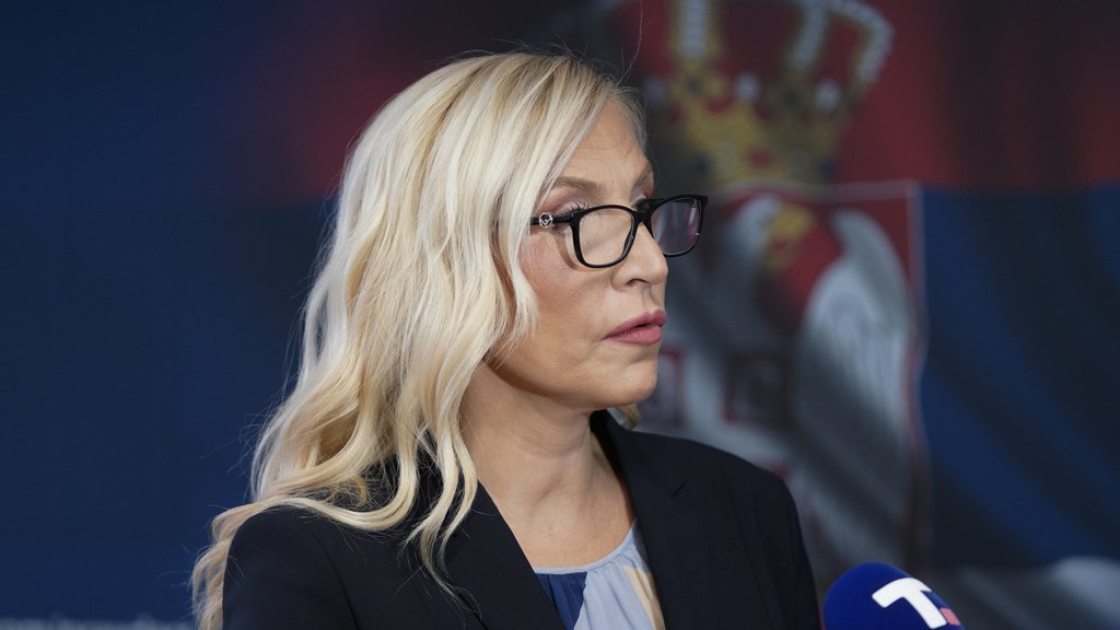 MINISTARKA PRAVDE MAJA POPOVIĆ: U izazovnim vremenima i pokušajima destabilizacije čvrsto podržava nastojanja predsednika Vučića da smiri tenzije u dr