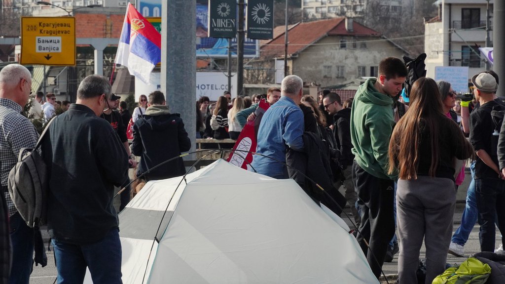 Hrvati pojačavaju pritisak: Navijaju da u Srbiji padne krv, targetiraju Vučića