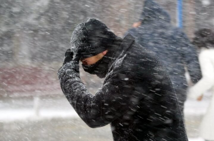 ZNAM DA ČUDNO ZVUĆI, ALI POLAR E,SPRES TEK DOLAZI! Meteorolog Ristić kaže da slabljenjem Košave dolazi pravo ledeno doba, evo i kada¹