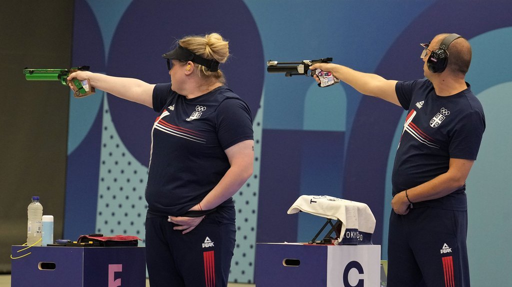 JOŠ JEDNA MEDALJA U OSIJEKU ZA SRBIJU! Zorana Arunović i Damir Mikec osvojili bronzu na EP u streljaštvu (FOTO)