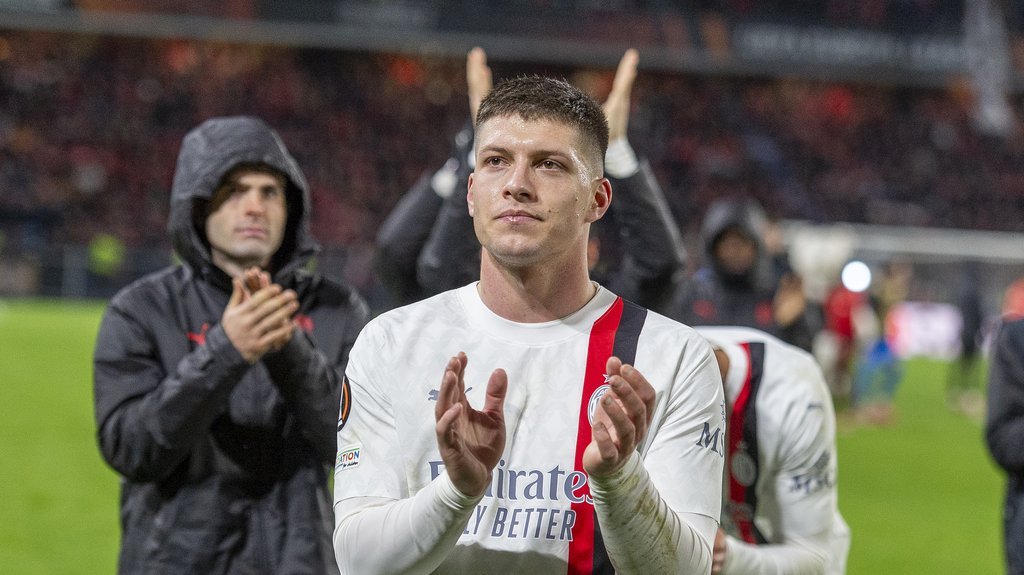 LUKA JOVIĆ NAPUŠTA MILAN: Poznati insajder objavio informacije o sudbini srpskog reprezentativca