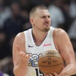 NE MOŽE NI NIKOLA JOKIĆ SVE SAM! Srbin ponovo blistao na terenu, ali uzalud - Denver je dobio ozbiljan šamar!