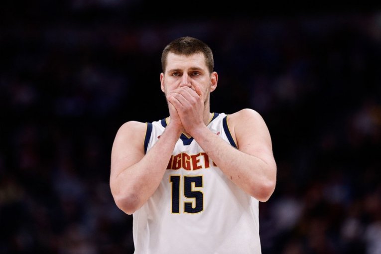 NIJE MOGLO GORE: NBA potvrdila užasne vesti - Nikola Jokić je POVREĐEN!