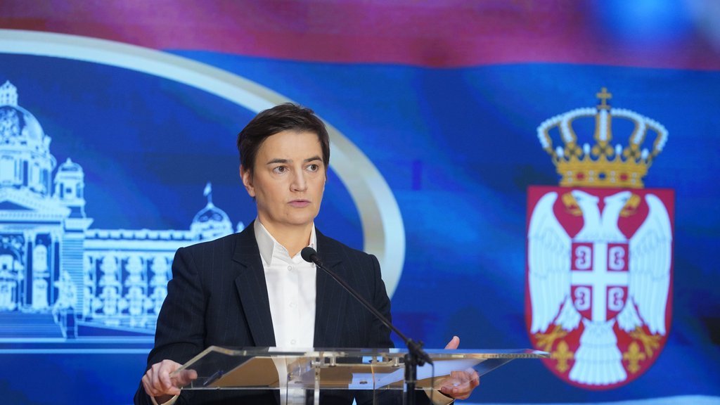 RECITE KO JE IZAZVAO SUDAR? KOJE VOZILO IZ PRATNJE? Brnabić: Nemate informaciju? Hoće to kad ste sve izmislili