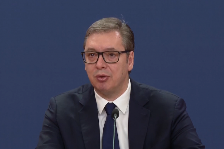 "SVE JE DOBRO PRIPREMLJENO"! Vučić o pronađenom oružju i eksplozivu u blizini RTS-a!