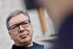 SVE ŠTO JE ZAPAD URADIO SRBIJI, VRAĆA IM SE KAO BUMERANG! Vučić za Veltvohe o NATO agresiji, protestima: "Ne stidim se ničega..."