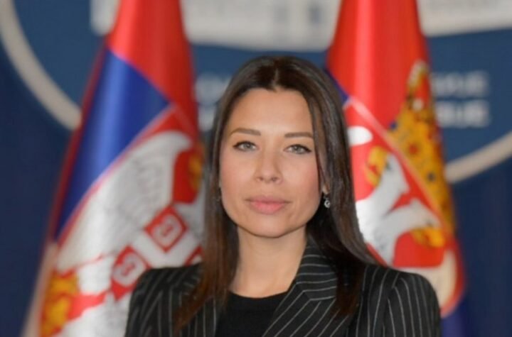 "DANAS SMO JOŠ JEDNOM POKAZALI DA VEĆINSKA SRBIJA BIRA NAPREDAK"! Irena Vujović: "Vidimo se sutra u još većem broju"!