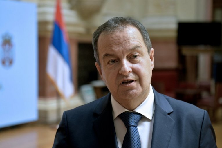 "KLASIČNA POLITIZACIJA JEDNE TRAGEDIJE"! Dačić: "Studenti u blokadi, kao krajnju meru protesta, žele vanredne izbore"!