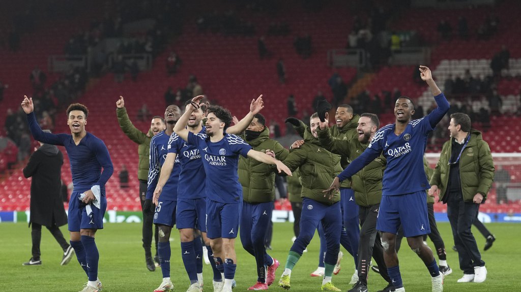PARI SEN ŽERMEN VIDI FINALE LIGE ŠAMPIONA: Parižani savladali Arsenal u Londonu i napravili veliki korak ka Minhenu