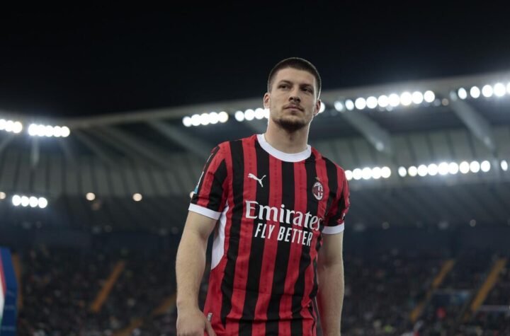 Poznato je da li će Luka Jović igrati u završnici sezone