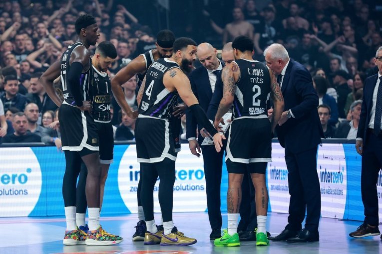 VAŽNA VEST ZA PARTIZAN! Crno-belima pomeren jedan od najbitnijih mečeva u sezoni!
