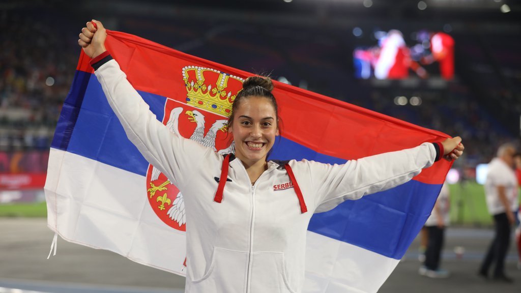 Veliki uspeh za Srbiju! Adriana Vilagoš ponovo oborila nacionalni rekord i postavila najbolji rezultat na svetu u 2025. godini