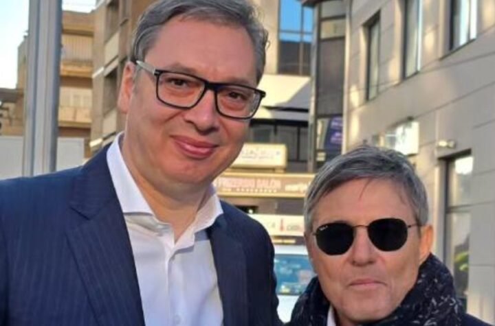 'HVALA PIKSUJU I MNOGIM LEGENDAMA NIŠA ŠTO SU UVEK UZ SRBIJU' Vučić podelio fotografiju sa svenarodnog sabora u Nišu