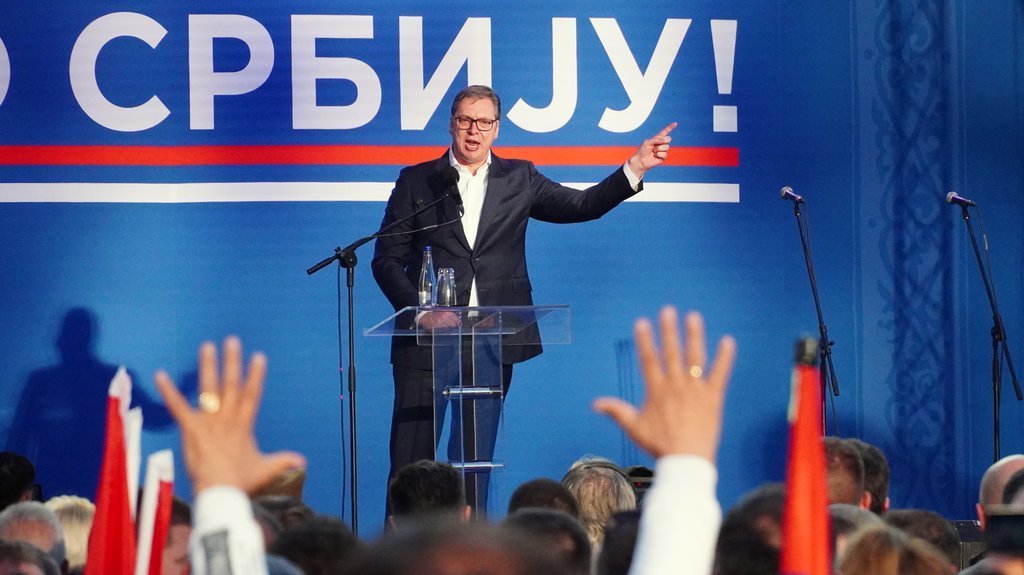 'Slušam samo naš narod! Živi i živeće Srbija' Vučić podelio moćan snimak, pa poručio: Gotovo je sa obojenom revolucijom i blokaderskim zahtevima (VIDE