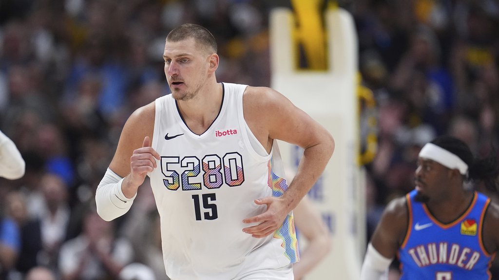Bivši NBA šampion brutalno prozivao Jokića pred 7. meč, onda se pojavio snimak na kom ga MVP vrti sa 20 godina