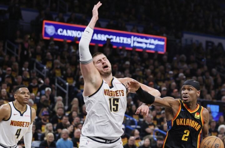 DENVER JE ŽIV: Nikola Jokić monstruoznom partijom odveo Nagetse do majstorice protiv Oklahome