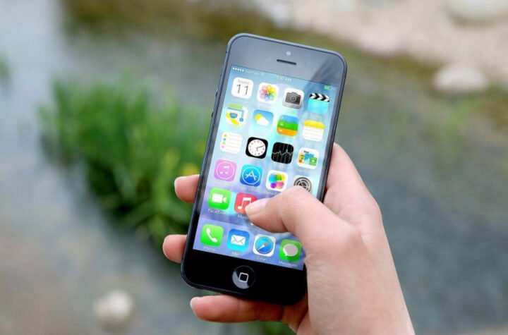 HITNO UPOZORENJE ZA SVE IPHONE KORISNIKE! Odmah isključite OVU opciju, hakeri napadaju preko nje i KRADU VAM PODATKE!