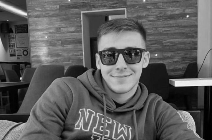 JOŠ JEDNA UŽASNA VEST! Fudbaler (23) poginuo u STRAVIČNOJ  saobraćajnoj nesreći: Izgubio kontrolu nad vozilom, a onda je naleteo voz (FOTO)