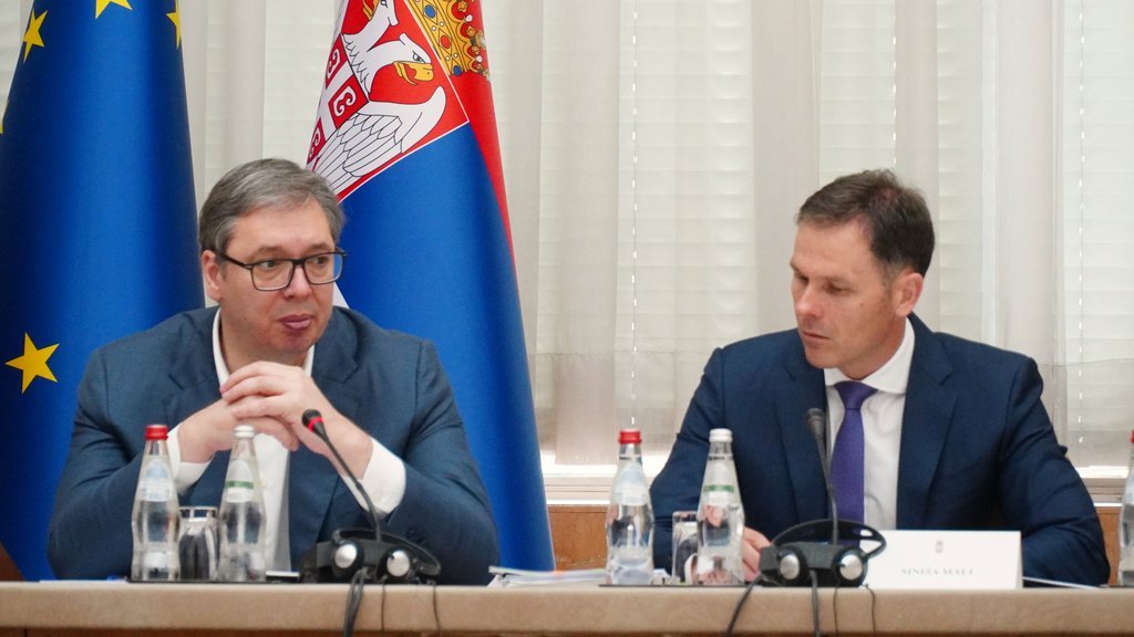 OGLASIO SE SINIŠA MALI Zajedno sa Vučićem bio u Americi, večeras će govoriti o razlozima ranijeg povratka u Srbiju (FOTO)