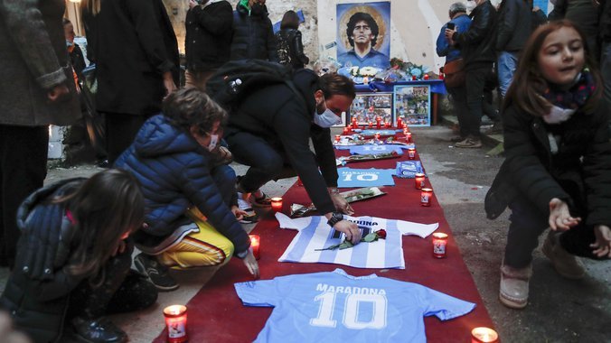 ŠOK! OBRT U SLUČAJU SMRTI DIJEGA MARADONE: Sud doneo kontroverznu odluku i izazvao potres u Argentini