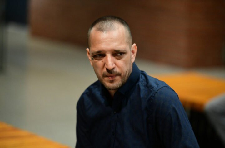 DEVOJKA ZORANA MARJANOVIĆA POZNATA PO SKANDALIMA U RIJALITIJU! Njihova zajednička fotografija obišla internet, svi komentarišu ovu scenu!