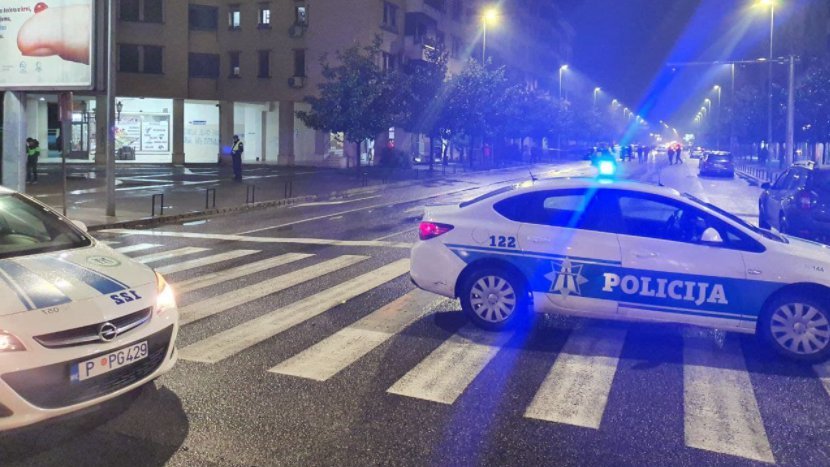 DRAMA U PODGORICI: Žena automobilom probila rampu i pokosila ljude ispred hrama Hristovog vaskrsenja