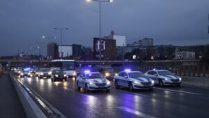 HAOS NA GAZELI: Delije napravile sačekušu i napale grobare u povratku sa meča