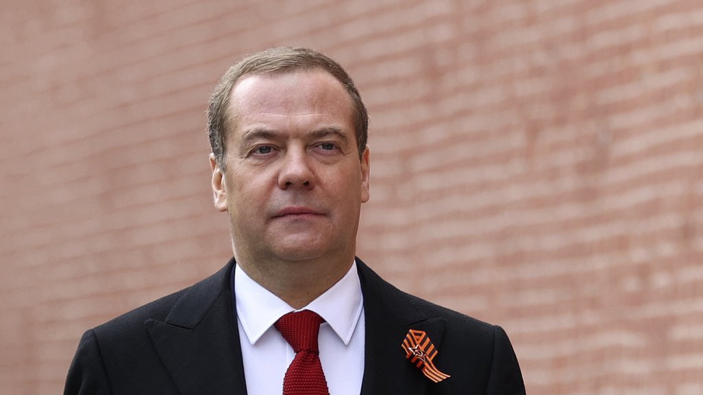 MEDVEDEV BRUTALNO ZAPRETIO: Svi pokušaji ukrajinskih snaga da uđu u Kursku oblast biće suzbijeni