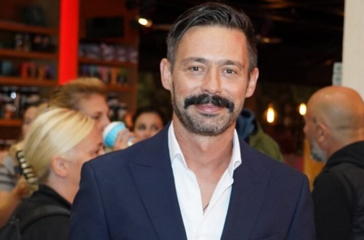 MILAN VASIĆ ŠOKIRAO SVE! Glumac PAO na planini, imao PORUKU za fanove! (FOTO)