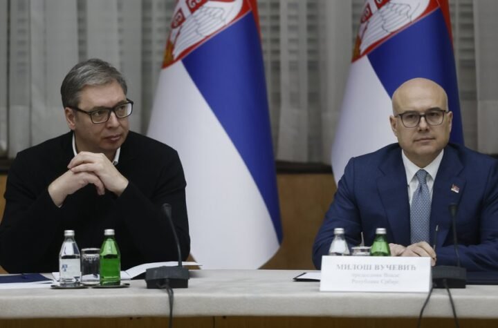 NEMAJU ŠTA DA MU STAVE NA TERET, PA SU MU PRIPREMILI KRIVIČNU PRIJAVU ZBOG POSETE POVREĐENIMA Vučević o nonsensu: Vučić je sva pravila i procedure isp
