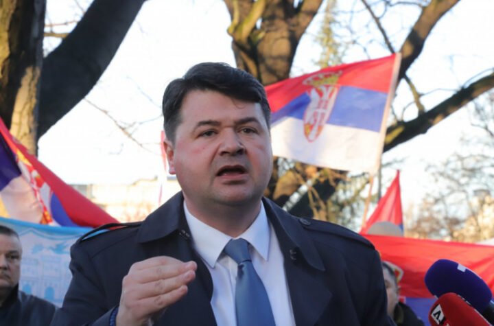 "OBAVEZUJEM REKTORA DA UVERI STUDENTE U BLOKADI" - Profesor Petrov objasnio šta znači postignut dogovor o PRIJEMNOM ISPITU U JULU
