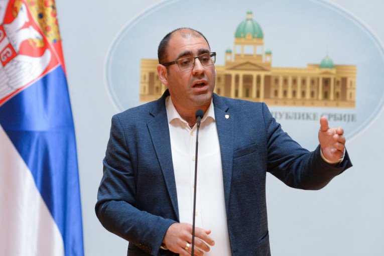 PREŠLI SU NA STRATEGIJU ULIVANJA STRAHA SVAKOM KO JE ZA SNS: Vladimir Đukanović se oglasio povodom napada na studenta Miloša Pavlovića