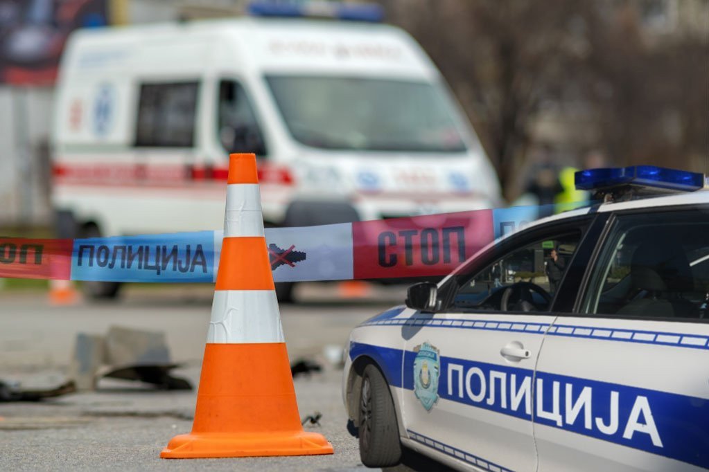 PRVE SLIKE SA MESTA NESREĆE KOD SIRIGA! Automobil potpuno smrskan! Poginuo muškarac! (FOTO)