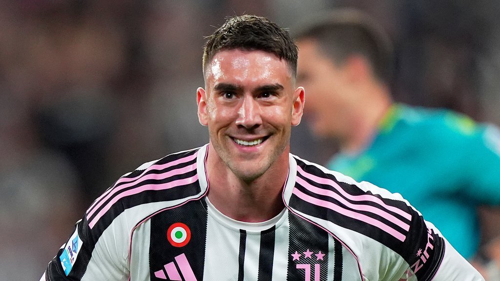 ŠOK IZ ITALIJE! Juventus daje Vlahovića, Kostića i još 6 igrača za najbolju gol-mašinu sveta