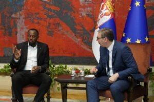 SVE ZA UDAR NA VUČIĆA: Šolakova medijska mašinerija iskoristila Juseina Bolta da bi blatila Srbiju