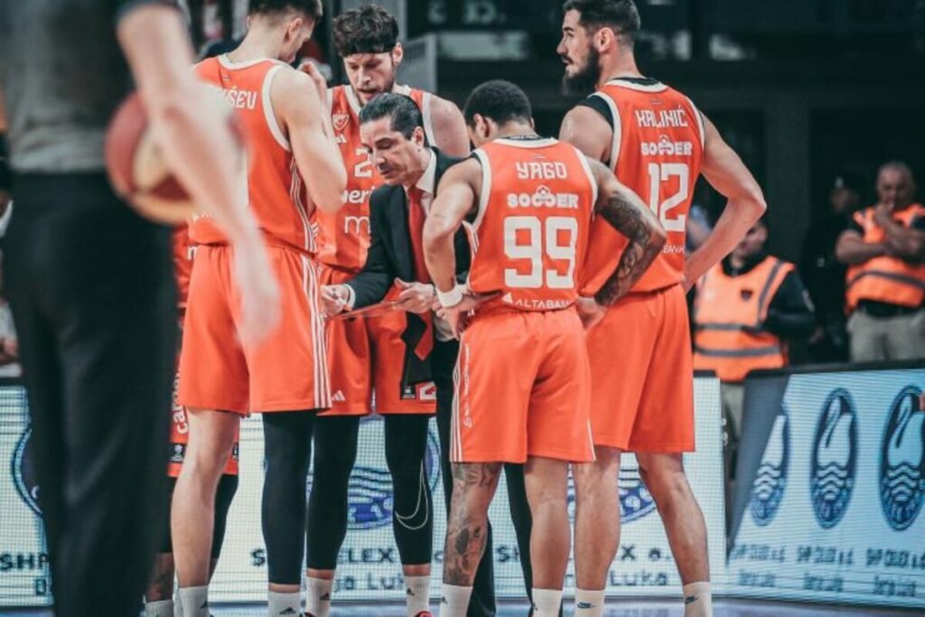 Šta se dešava iza kulisa? Crvena zvezda na potezu