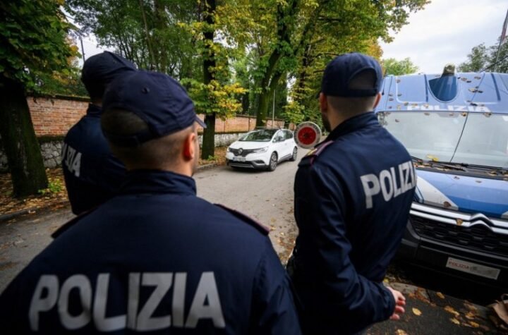 TRAGEDIJA! Sin poznate glumice izvršio SAMOUBISTVU - scena u mrtvačnici ledi krv u žilama!