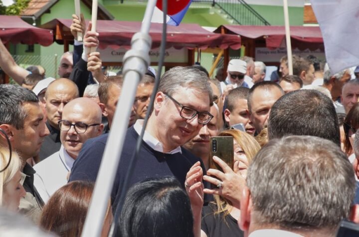 UVEK ŽELIMO VIŠE I BOLJE Vučić: 'Pogledate šta smo uradili poslednjih godina'