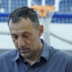 VLADE DIVAC IMAO SAOBRAĆAJKU NA CRNOGORSKOM PRIMORJU: Legendarni košarkaš transportovan u bolnicu